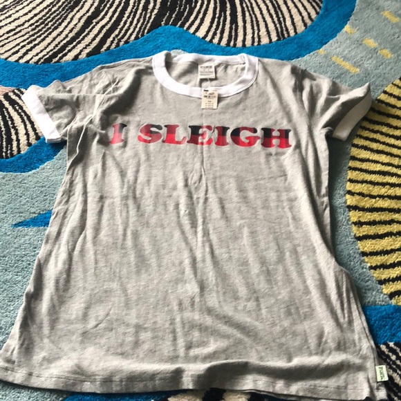 PINK Victoria's Secret Tops - 2 PINK VICTORIASECRETS CREW TOP